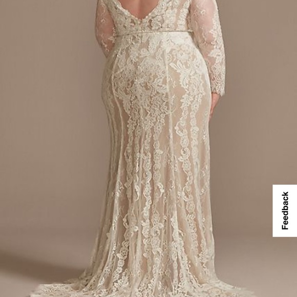 Plus size wedding dress. - Picture 2 of 4